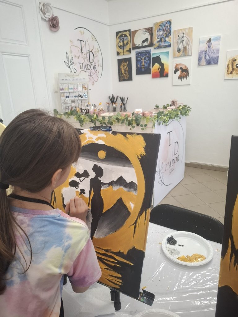 Az arany Hold leánya élményfestés – 2026.07.19. – TiaDor Stúdió