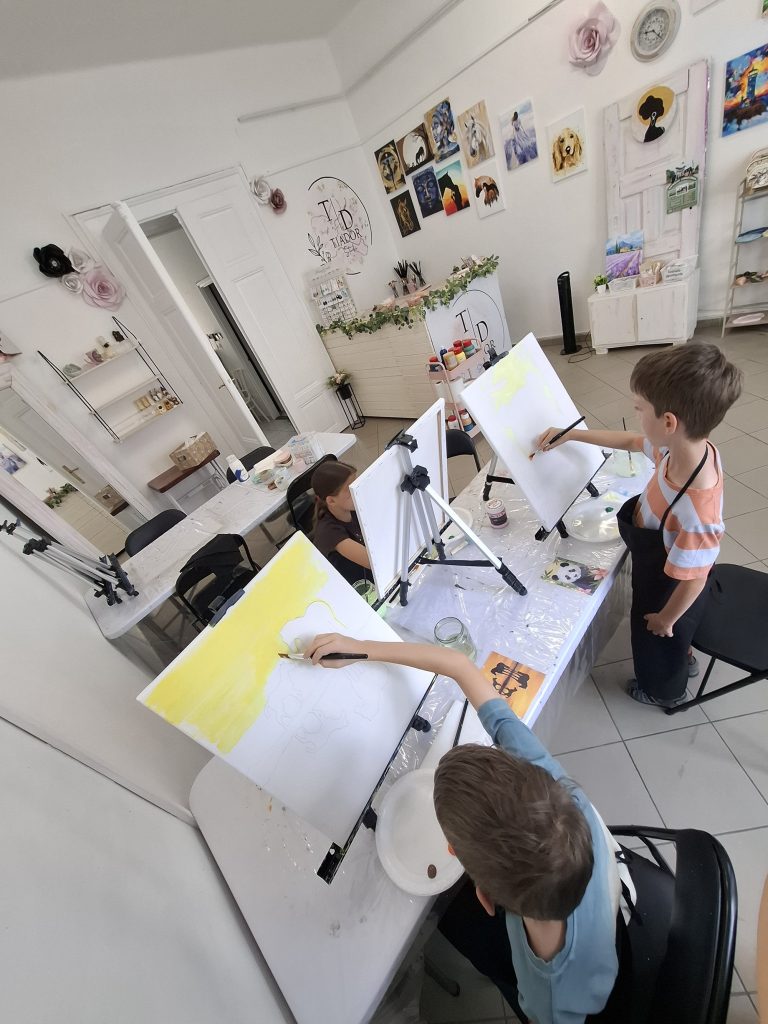 Nyári szüneti alkotó nap élményfestés – 2026.07.13. – 2. kép