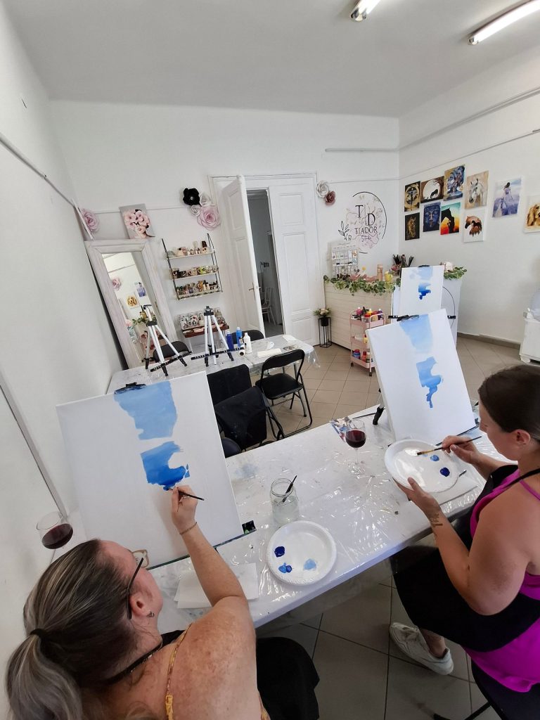 Barátnős Santorini élményfestés – TiaDor Stúdió
