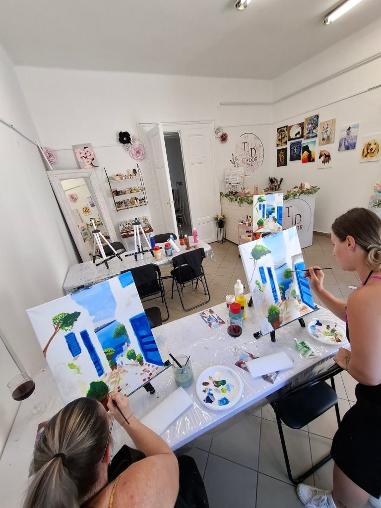 Barátnős Santorini élményfestés – TiaDor Stúdió