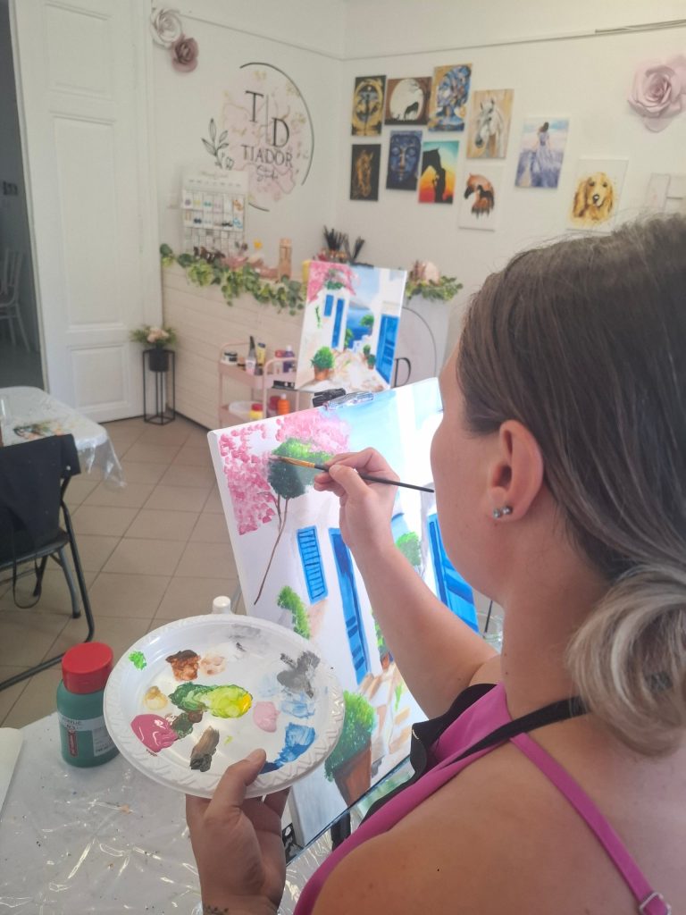 Barátnős Santorini élményfestés – TiaDor Stúdió